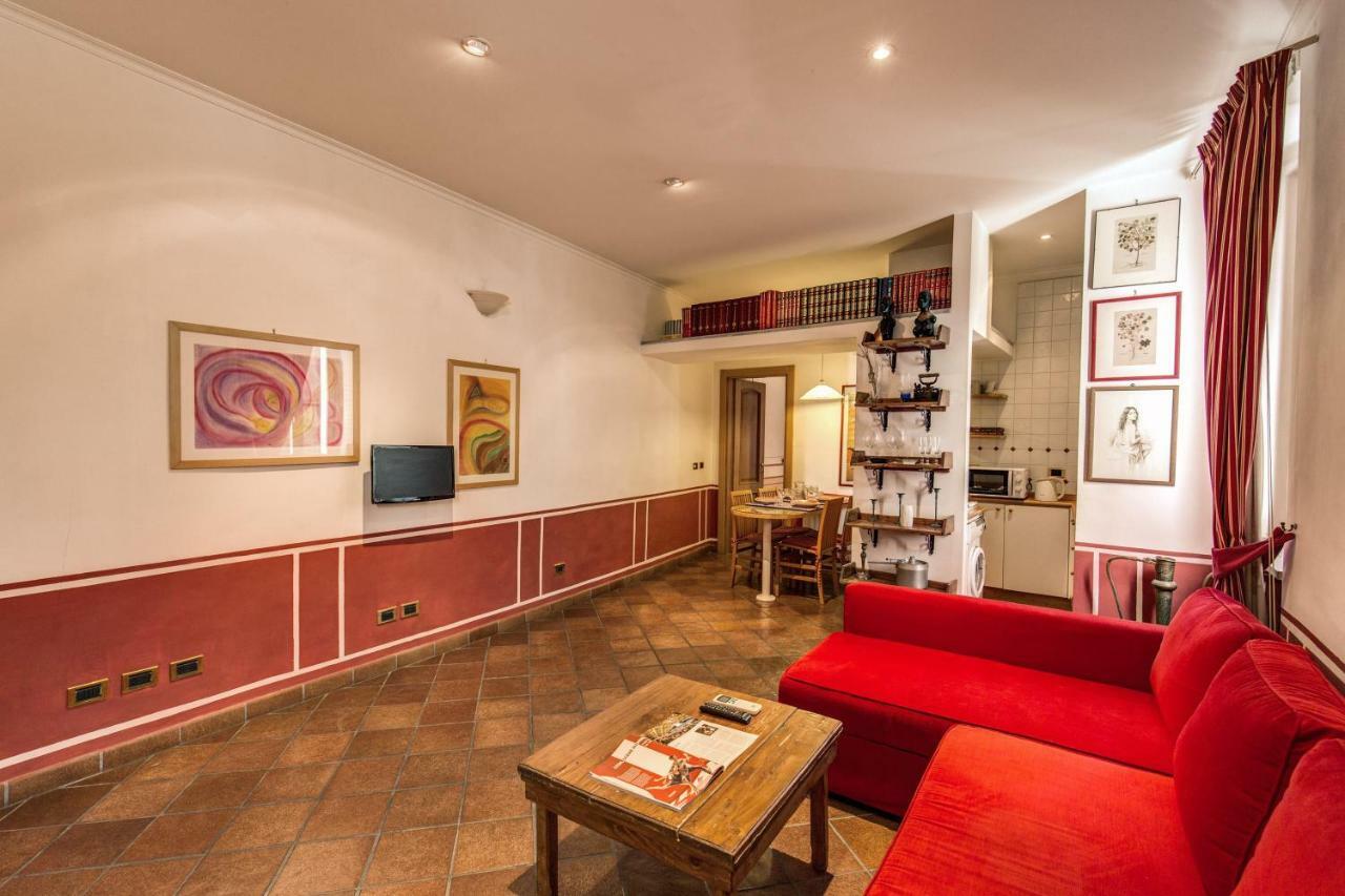 Apartament Lovely Flat By The Trevi Fountain Rzym Zewnętrze zdjęcie
